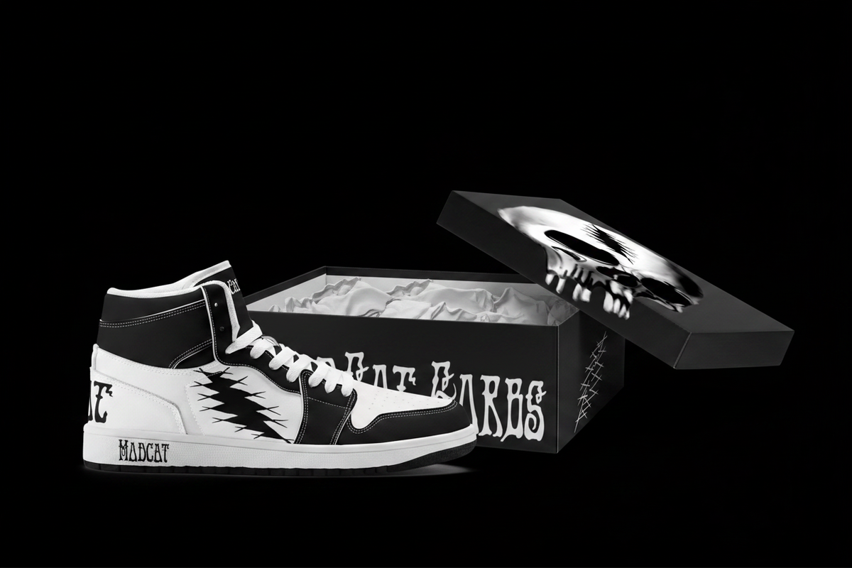 MadCat Black & White - Real Box